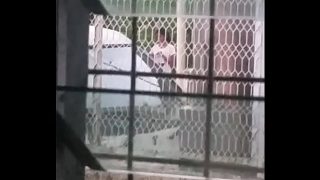 Tetangga Cewek Desi Langsing Ketahuan Lagi Ngentot