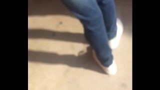 Gadis Asia yang Menggoda dengan Sikap Polosnya