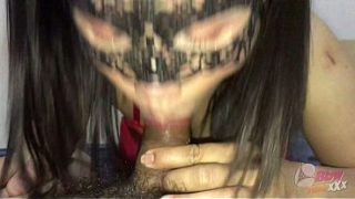 Istri Berpayudara Besar untuk Hari Bertema Tionghoa