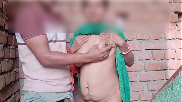 Desi gadis cantik bercinta dengan liar