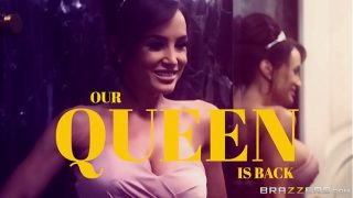 Ratu Kami Kembali – Lisa Ann Menyerahkan Pantatnya untuk Pertama Kalinya dalam 3 Tahun di Brazzers