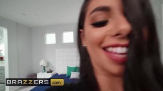 Gina Valentina dan Bambino: Eksplorasi Fantasi Terliar di Brazzers