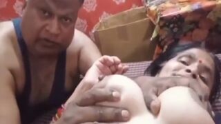 Nenek Genit Goyang Tetangga di Video Mesum