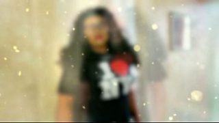 Casting seorang ibu brunet seksi panas yang bikin mupeng