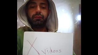 أنا في بيتي في القاهرة، عايز حاجة تخليني أنسى الدنيا كلها.