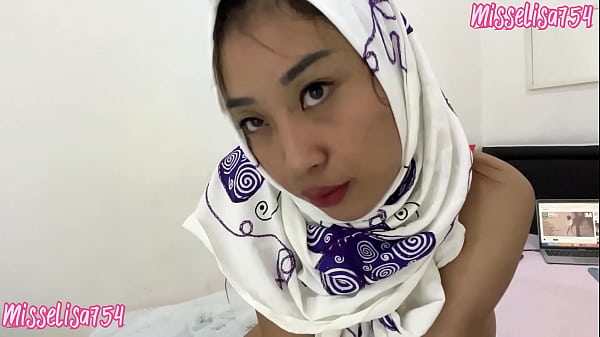 TARIAN ARAB PANAS: BUANG BAJU DAN GODA BUDAK SEXY YANG MESUM