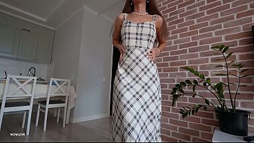 Sendirian dengan Ibu Tiri Seksi… Apa yang Bisa Salah?