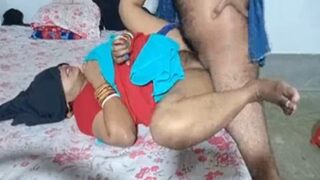 Video mesum desi, cewek montok istri temen sama cowok Bihari, seru banget