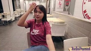 Bokep Indo paling baru – ngentot mahasiswi Indo lagi rame main belakang pas janjian makan siang – crot dalem memek.