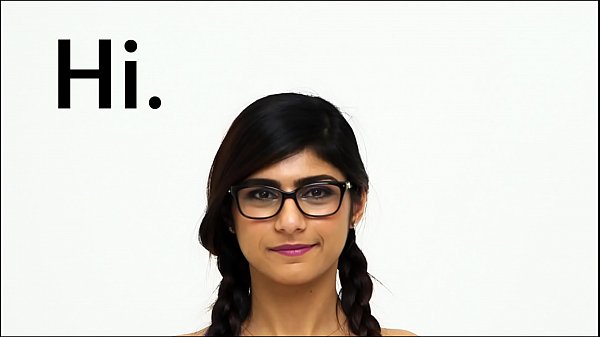 MIA KHALIFA – Lu Wajib Liat Detail Tubuh Arab Mulus Gue Yang Bikin Nagih