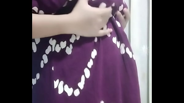 Bu Guru berhijab pamer kontol basah