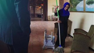 Bos Arab Ngehanterin Pembantu Miskin, Bayar Ekstra Demi Ngewe di Kamar Belakang