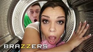 NGENTOT NGENTOT – Para Bintang Brazzers Terjebak Skenario Liar, Berujung Ngennge Sampai Gebyah-Byah