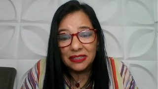 Pertama kali liat cewek seksi sama ibu mertua yang gemesin banget, langsung bikin pengen main bareng.