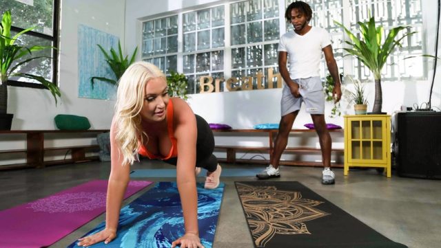 Ngebut Bareng Kate, Keringetan Sambil Nge-Brazzers