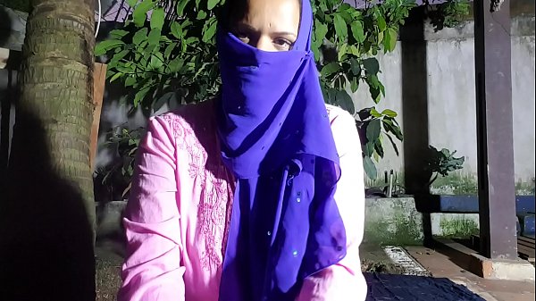 Desy cewek binal siap digoyang
