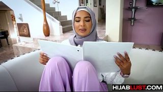 Hijab babe babi belajar ngewe biar makin betah – hijab panas