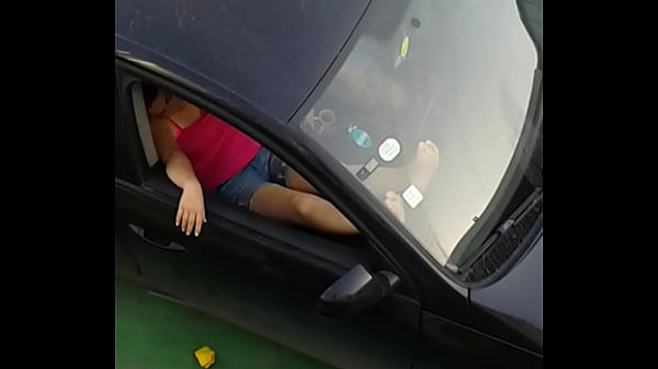 Gadis Arab seksi minta digaruk di tempat umum, bikin malu tapi bikin ngiler.