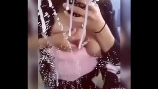 Aunty Desi, susu montoknya bikin ngiler