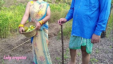 Desi Tiri India Ngentot Liar di Luar Bareng Kakak Tiri, Gak Takut Orang Lihat