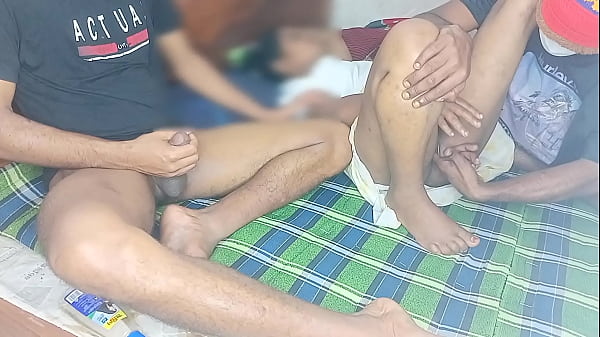 Step brother sama step sister Bangladesh yang baru nikah, lagi panas-panasnya main di kamar, nggak kuat nahan nafsu.