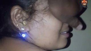 Goyangin pantat gede cewek India sangean digarap habis-habisan