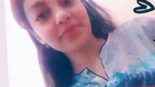 Telanjang, selfie MMS imut, bikin ngiler.