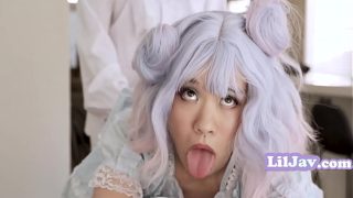 Abad ke-17, Kimmy Kimm siap digilir dengan muka ahegao penuh nafsu.