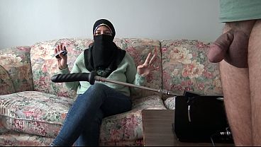 Istri Arab Montok Bertetek Gede Ngentot Pakai Mesin Muncrat