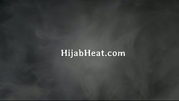 Bosok Arab Muslim kaku digebukin bareng-bareng di kantor