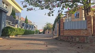 ASTAGA IBU ARAB NGOCOT MEMEK DI LUAR RUMAH DEKAT JALAN RAYA