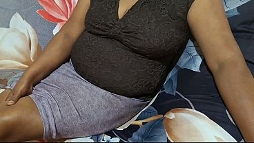 Sange banget, tante Asia di liburan siap digebet