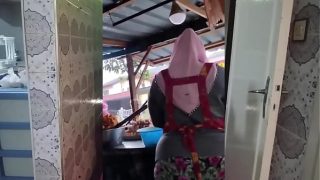 Ibu-ibu Muslim Indonesia montok, bikin makin greget