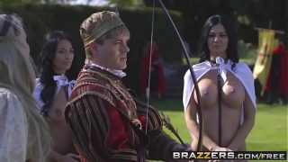 Brazzers – Badai Raja XXX Parodi Bagian Anissa Kate, Jasmine Jae, dan Ryan R, Ngewe Panas Penuh Gairah